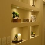 باکس کناف روی دیوار