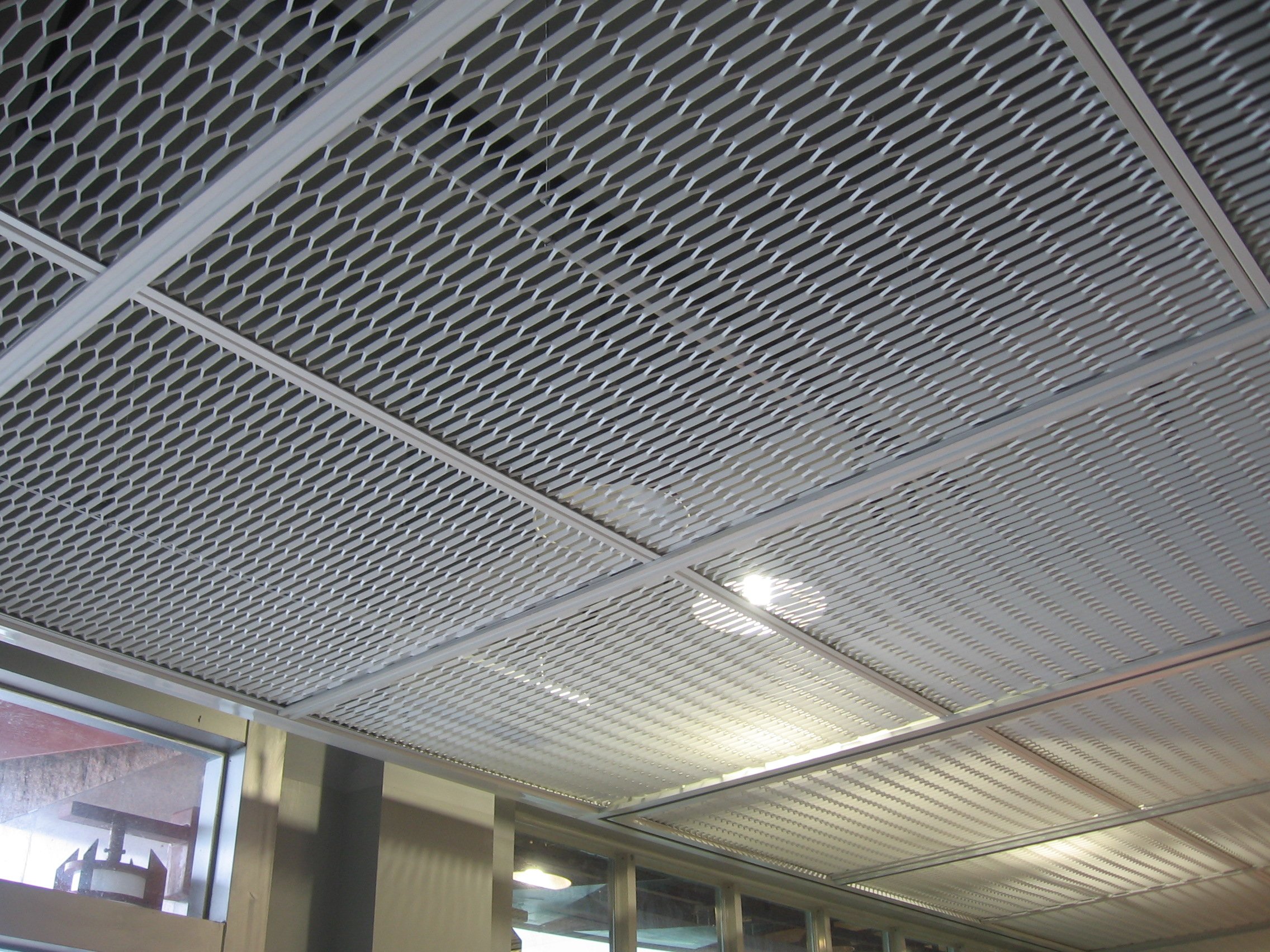 روش اجرای سقف کاذب مشبک